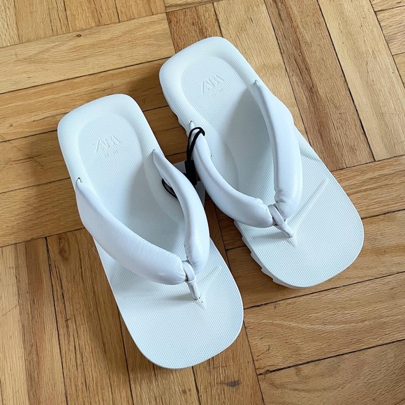 SOLD💌 - Picture 2 of 9